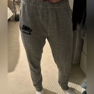 Roots sweatpants, great condition, size M (men’s), tie at waist, zipper pockets